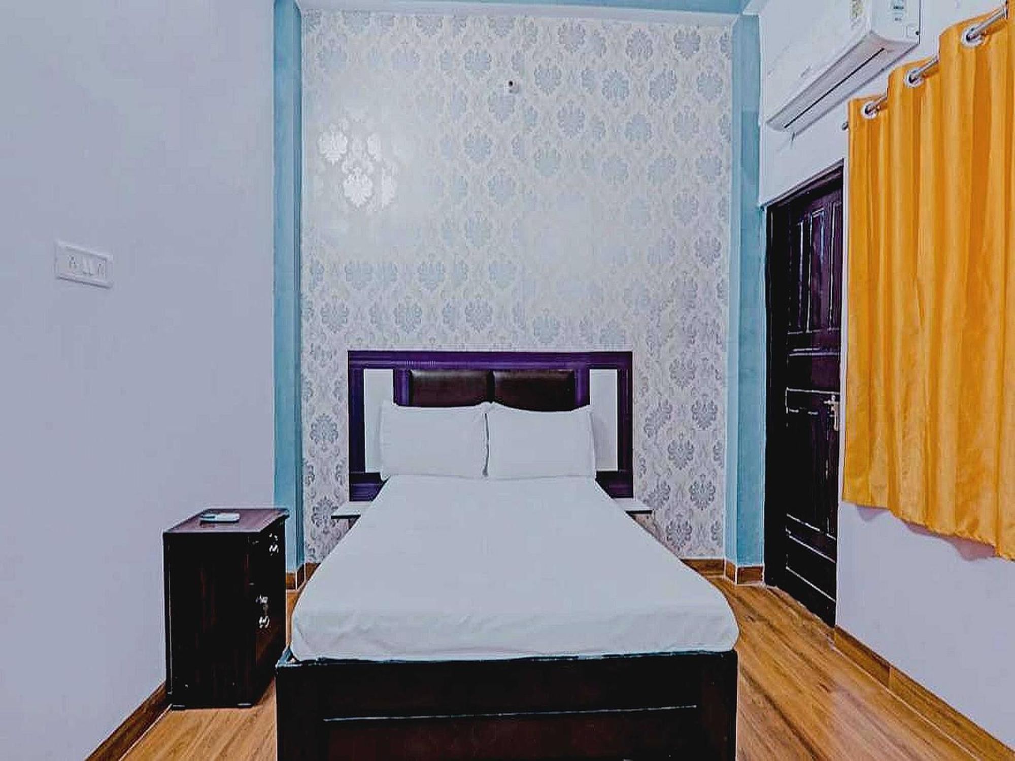 Hotel O Rr Palace Лакнау Екстериор снимка