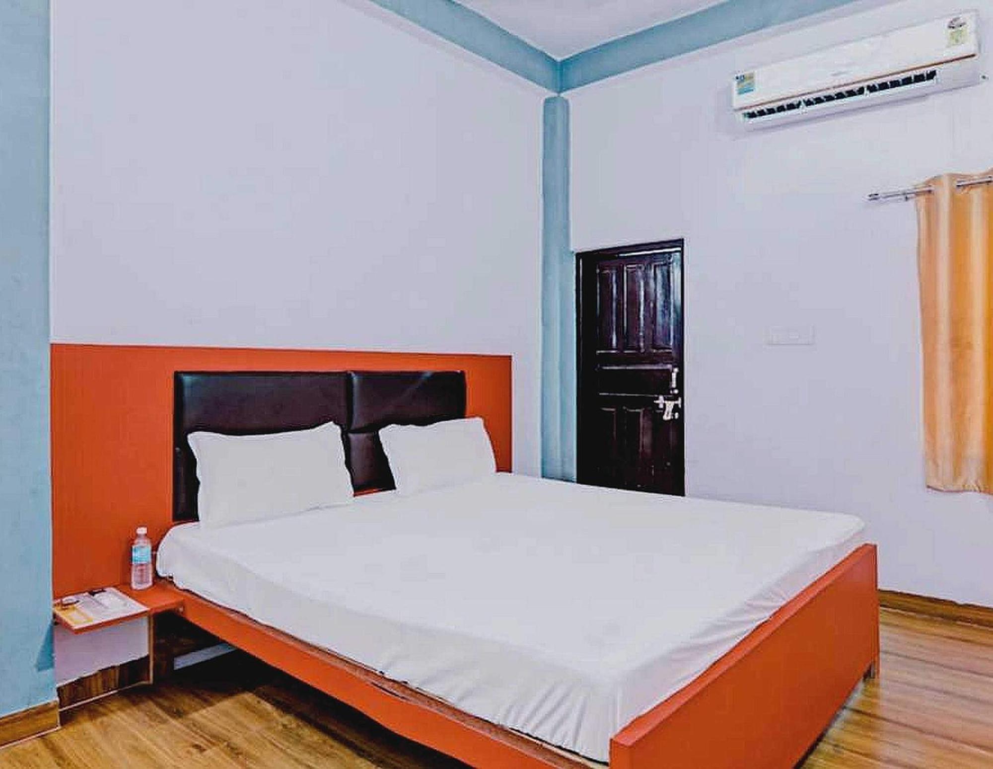 Hotel O Rr Palace Лакнау Екстериор снимка