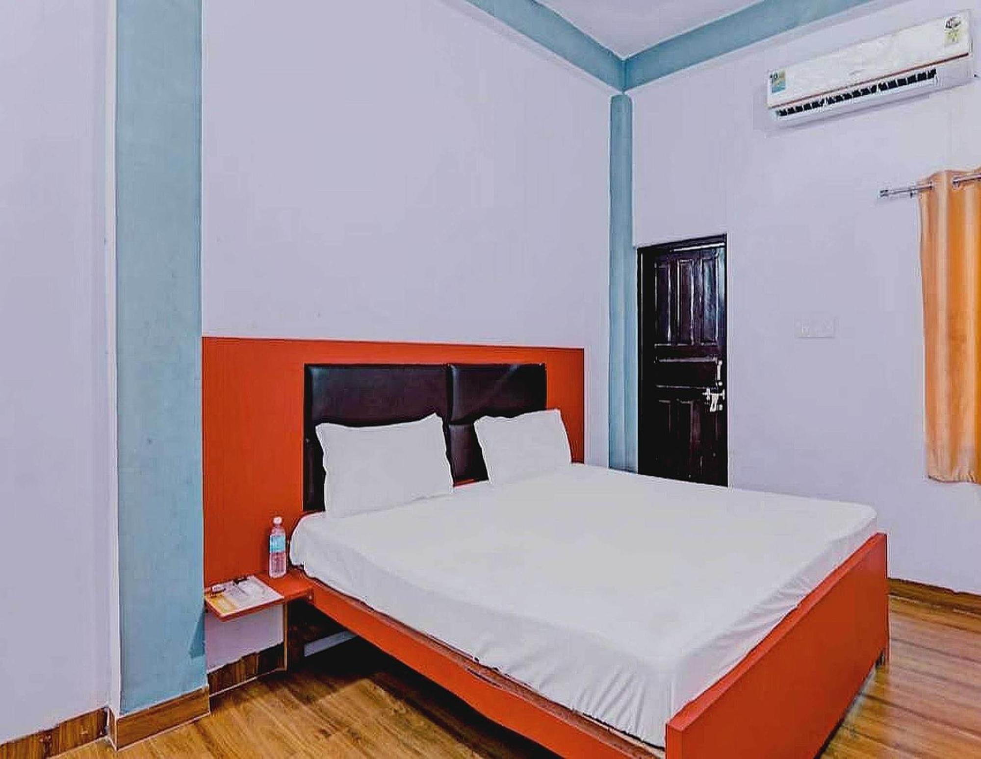 Hotel O Rr Palace Лакнау Екстериор снимка